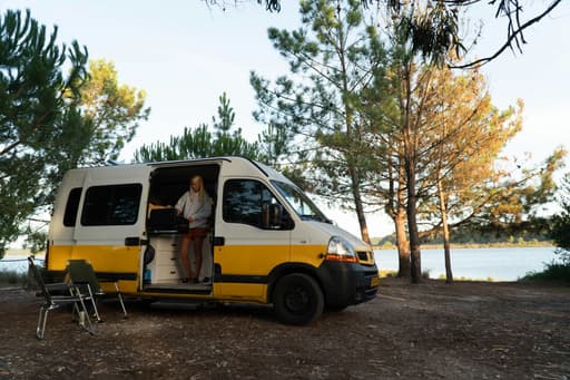 Caravan Delen